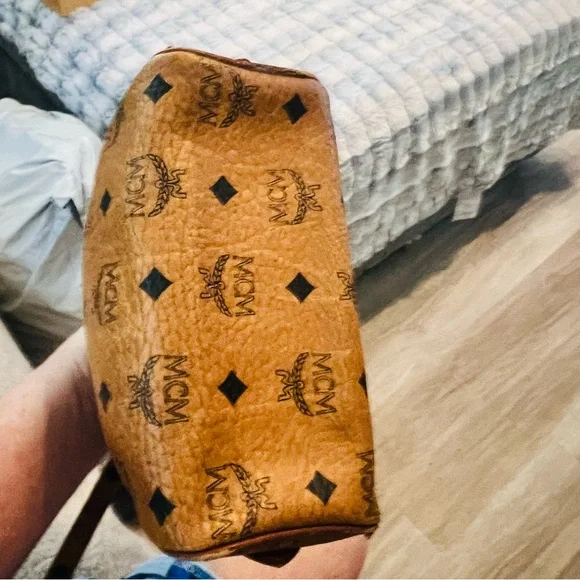 MCM Cognac Leather Satchel with Gold Accents - Picture 6 of 9